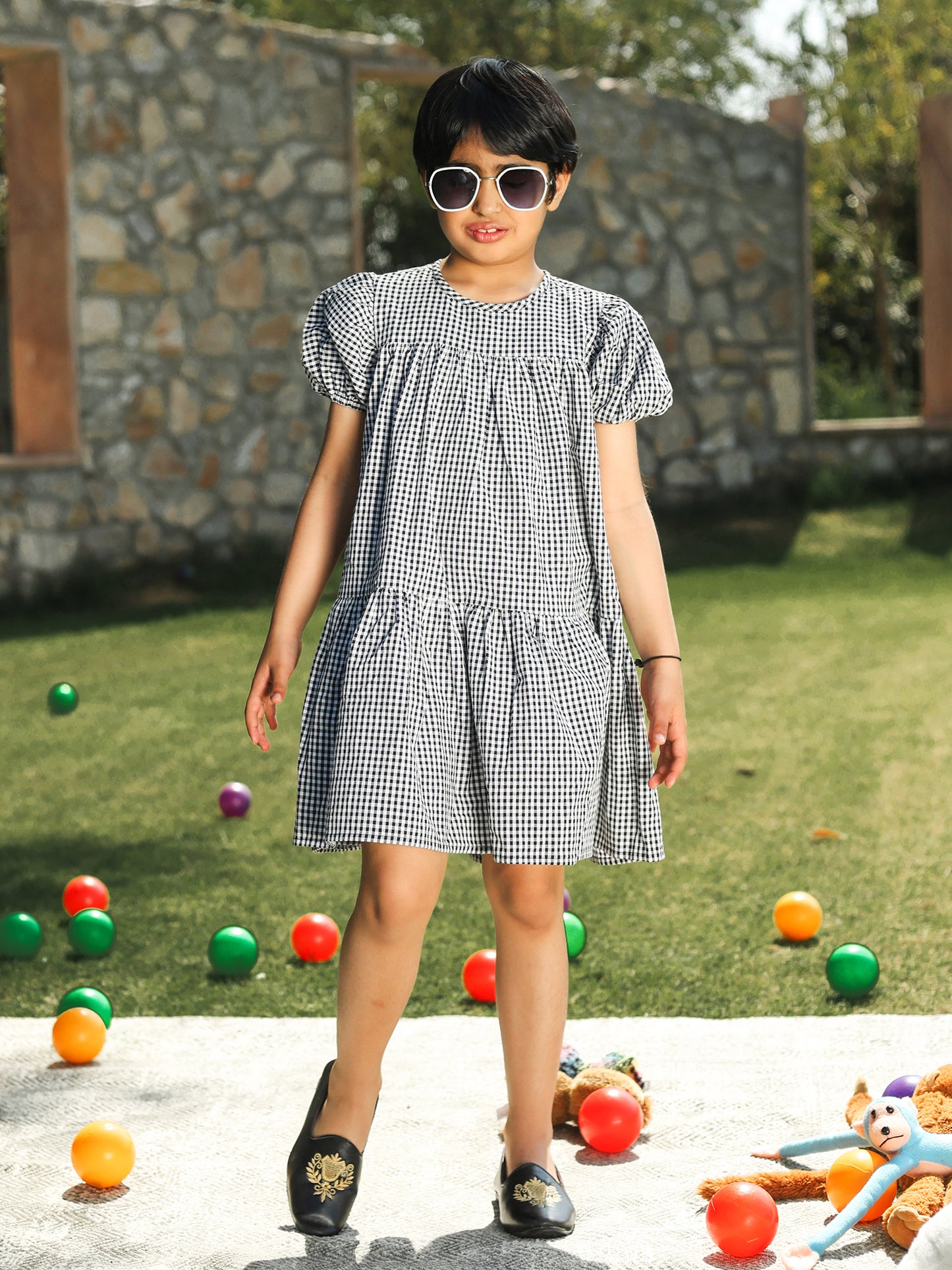 Girls's checkered dress